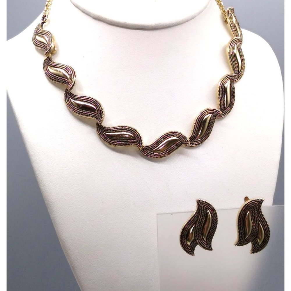 Perfect Brand Vintage ELOXAL Parure, Gold Tone Rope Framed Swoop Jewelry Set